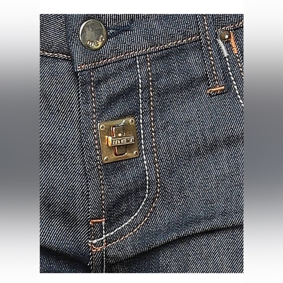 NWT MET JEANS Italian maker jeans in size 31, in blue color. Heavy fabric - Picture 2 of 4